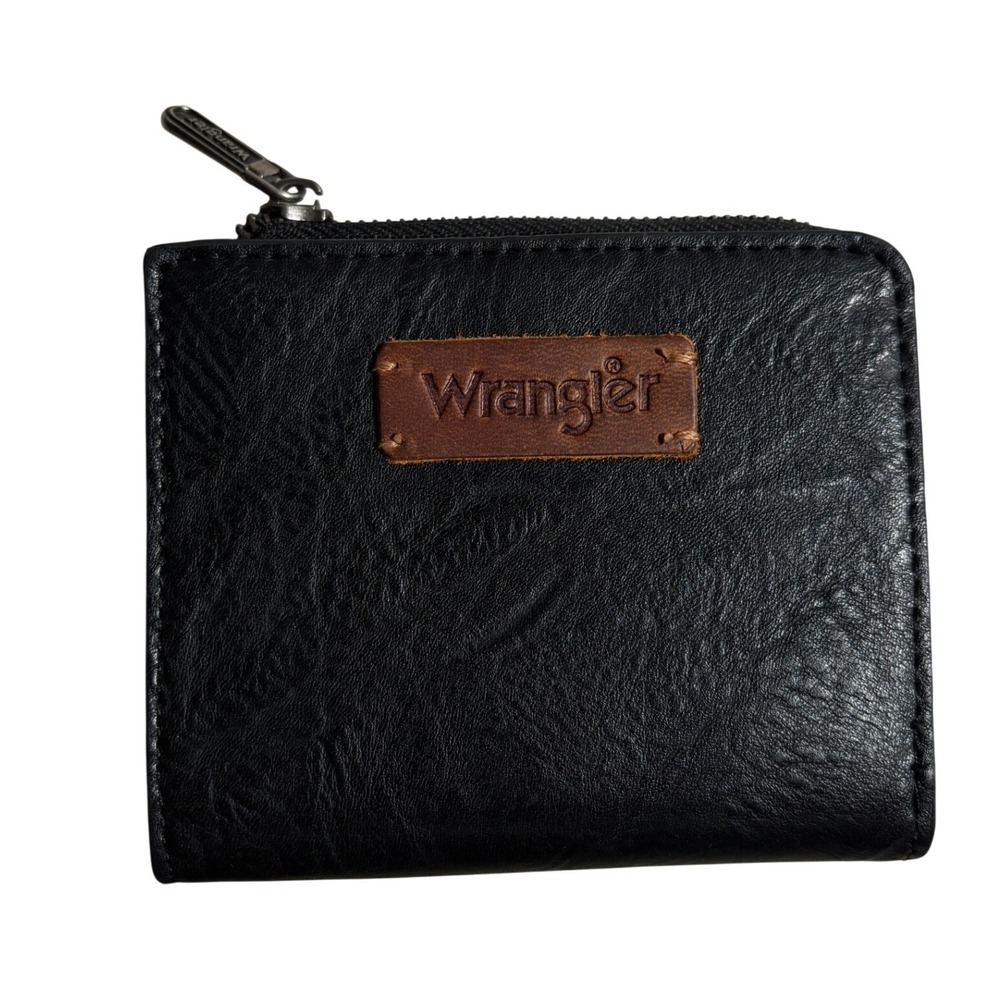 Wrangler Mens Bifold Wallet Black Zip Coin Pocket ID Window Logo Rodeo Western